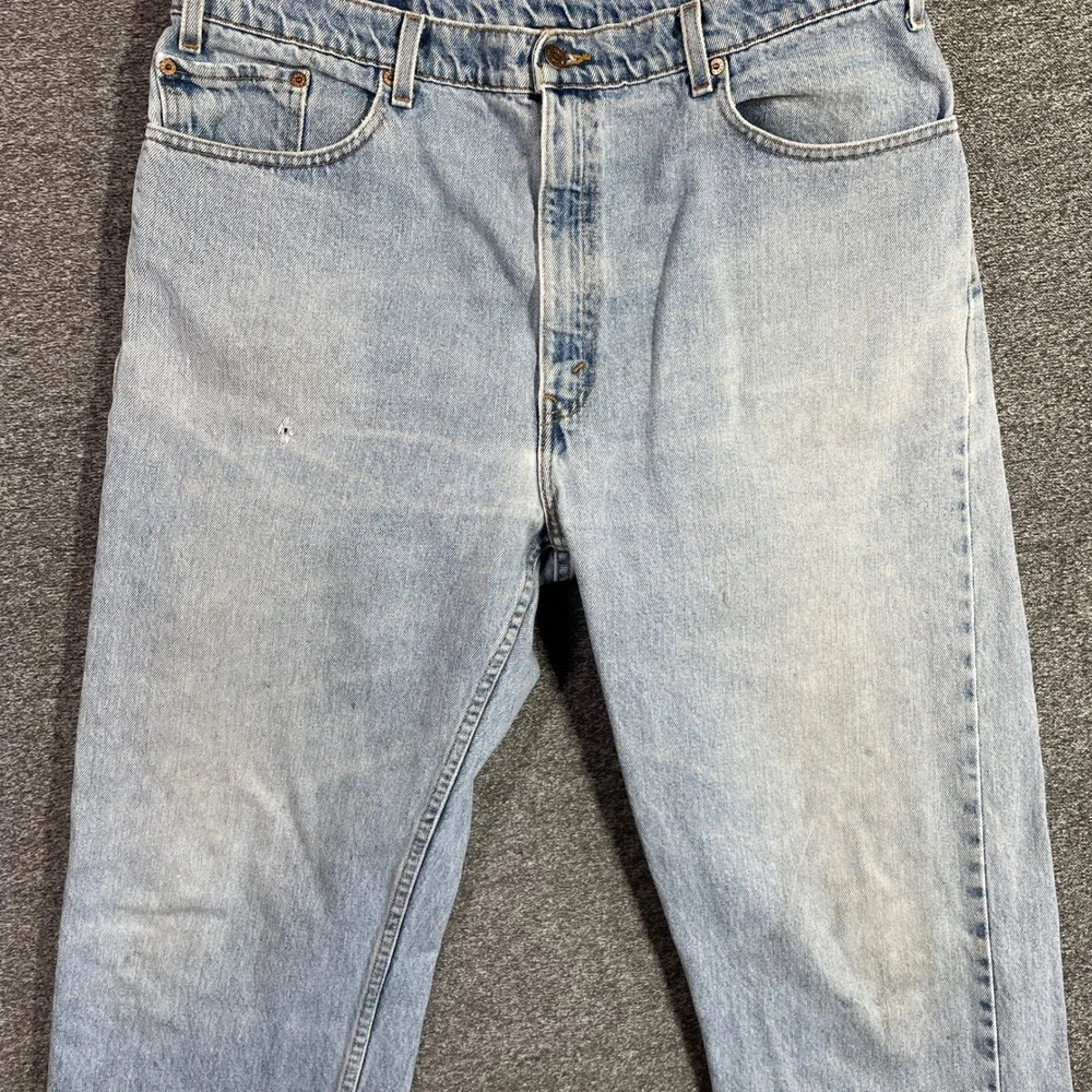 Vintage Levi's 505 Mens Jeans 40x32 Light Wash Regular Fit Straight Leg Denim